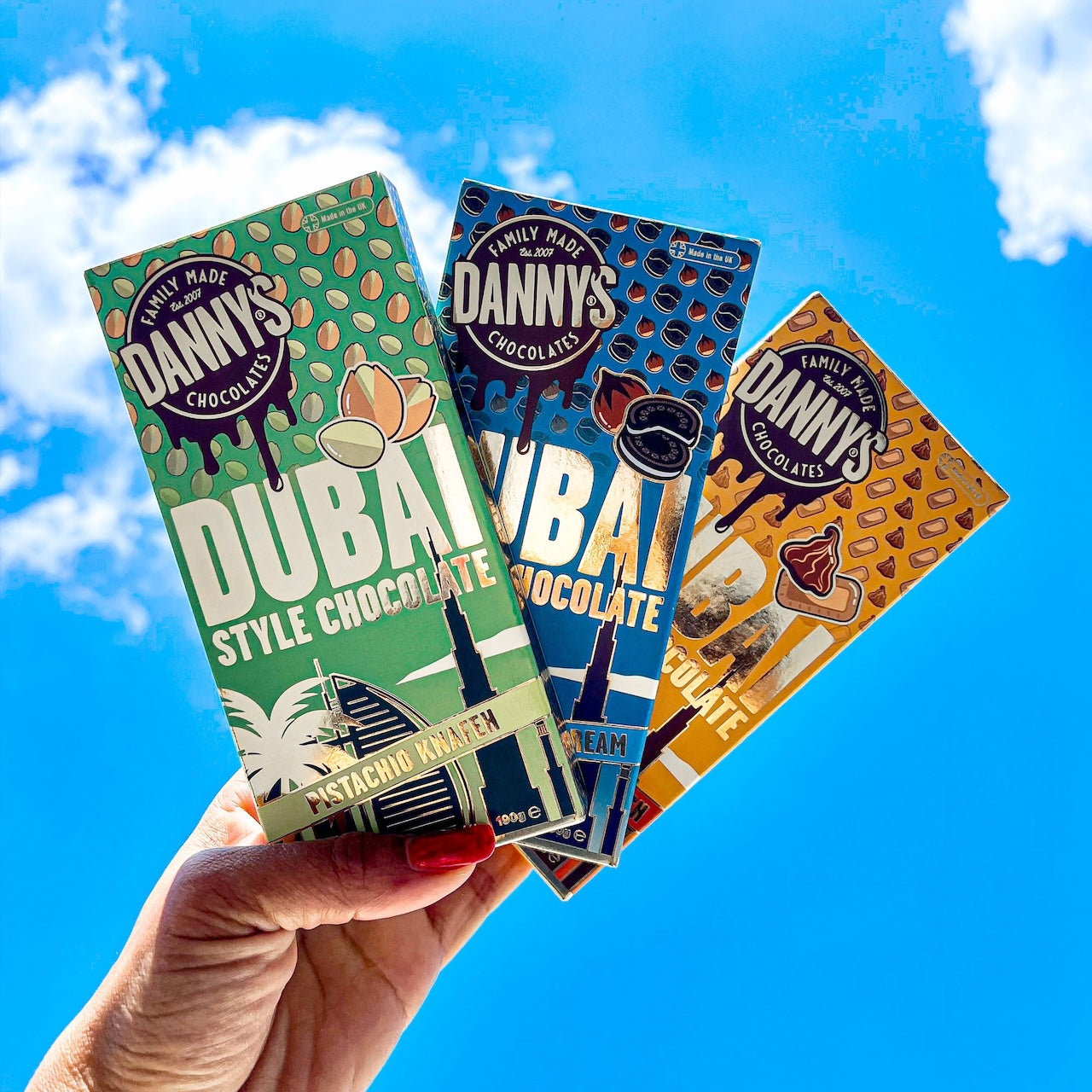 DANNY'S DUBAI STYLE CHOCOLATE - CARAMEL BISCUIT CRUNCH 190g BAR – DANNY ...
